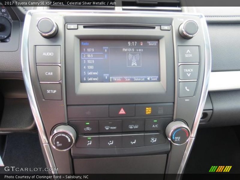 Controls of 2017 Camry SE XSP Series