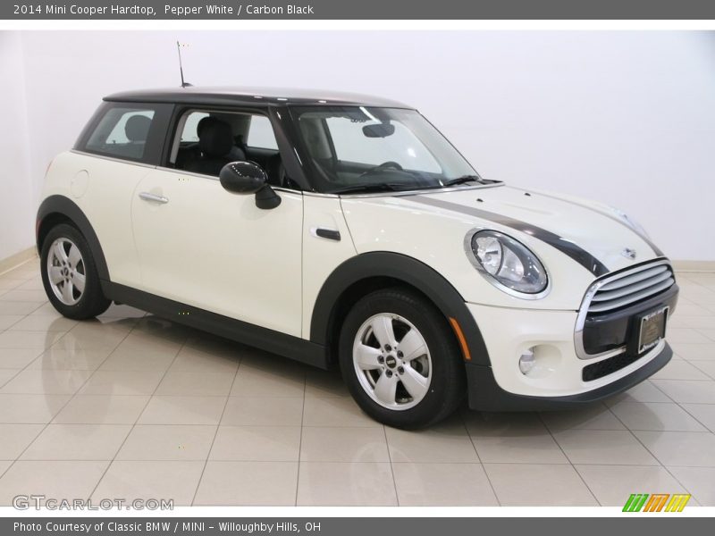 Pepper White / Carbon Black 2014 Mini Cooper Hardtop