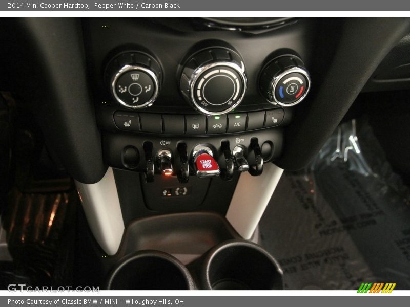 Pepper White / Carbon Black 2014 Mini Cooper Hardtop