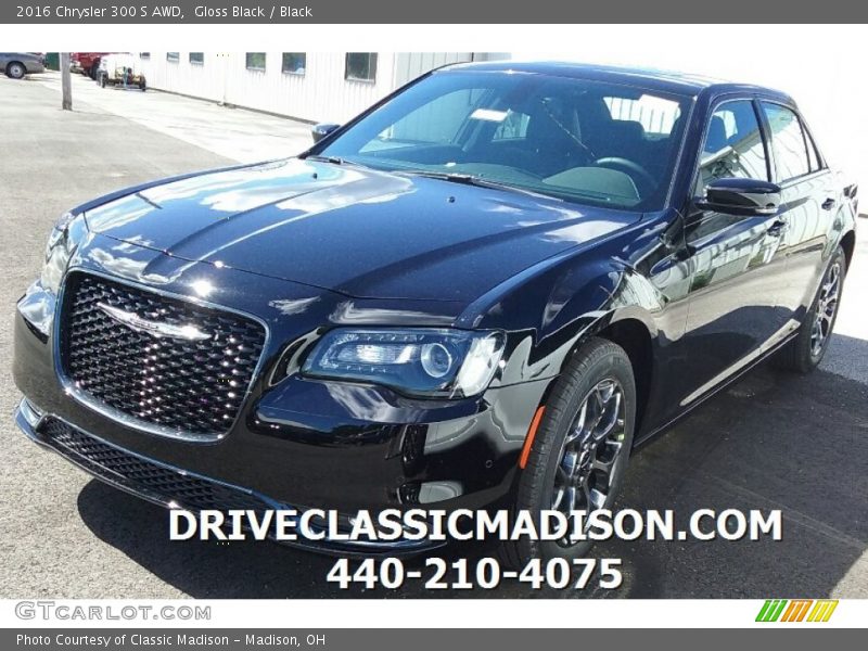 Gloss Black / Black 2016 Chrysler 300 S AWD