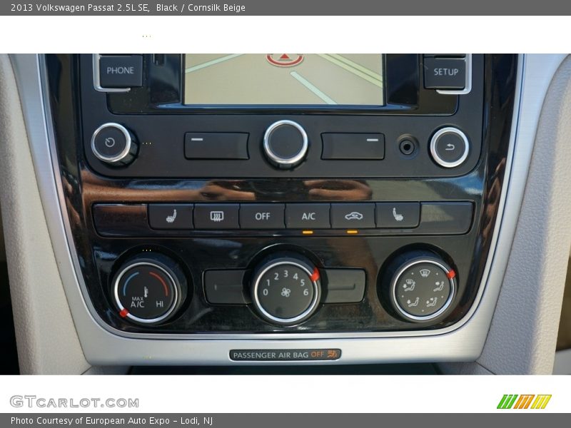 Black / Cornsilk Beige 2013 Volkswagen Passat 2.5L SE