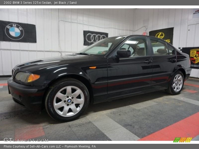 Jet Black / Sand 2002 BMW 3 Series 325xi Sedan