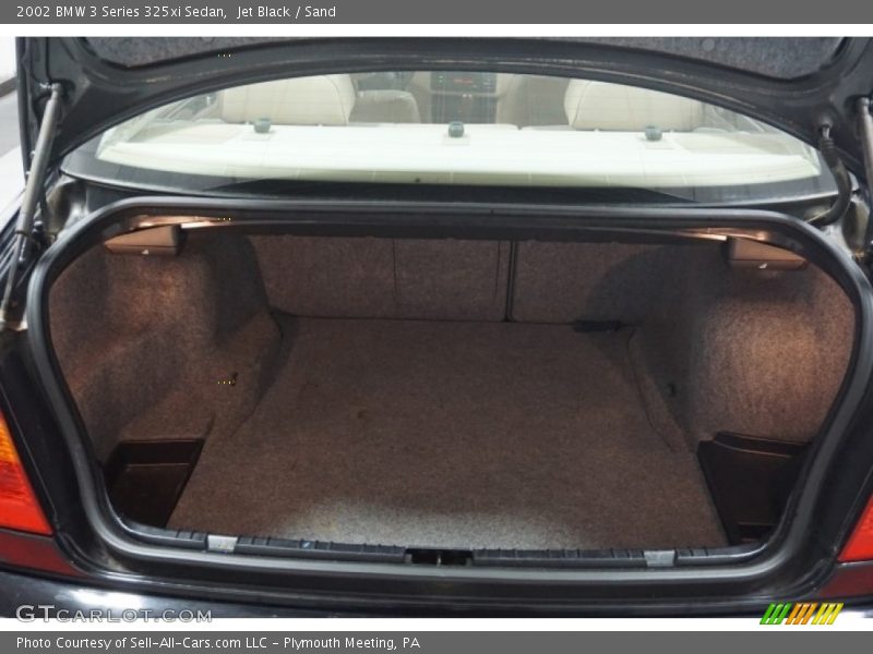 Jet Black / Sand 2002 BMW 3 Series 325xi Sedan