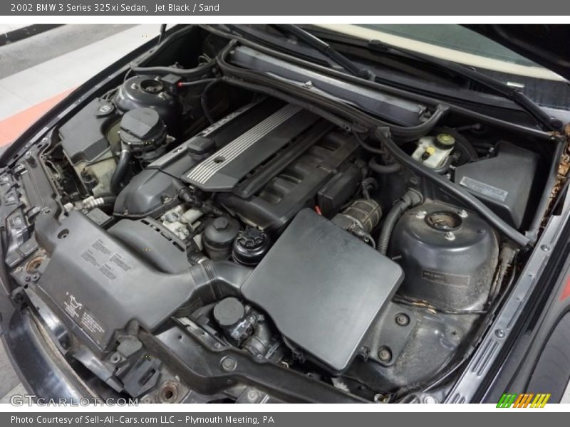Jet Black / Sand 2002 BMW 3 Series 325xi Sedan