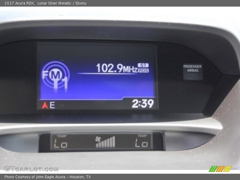 Lunar Silver Metallic / Ebony 2017 Acura RDX