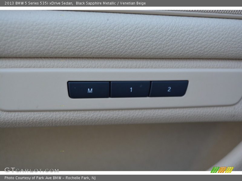 Black Sapphire Metallic / Venetian Beige 2013 BMW 5 Series 535i xDrive Sedan