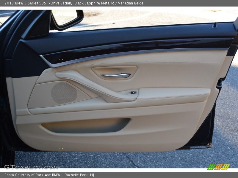 Black Sapphire Metallic / Venetian Beige 2013 BMW 5 Series 535i xDrive Sedan