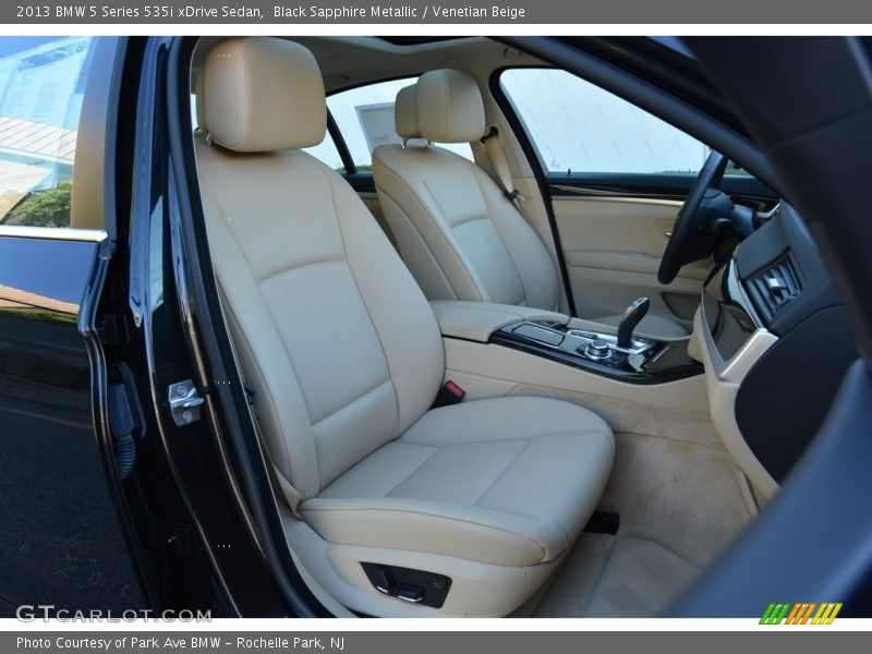 Black Sapphire Metallic / Venetian Beige 2013 BMW 5 Series 535i xDrive Sedan