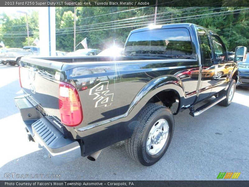 Tuxedo Black Metallic / Adobe 2013 Ford F250 Super Duty XLT SuperCab 4x4