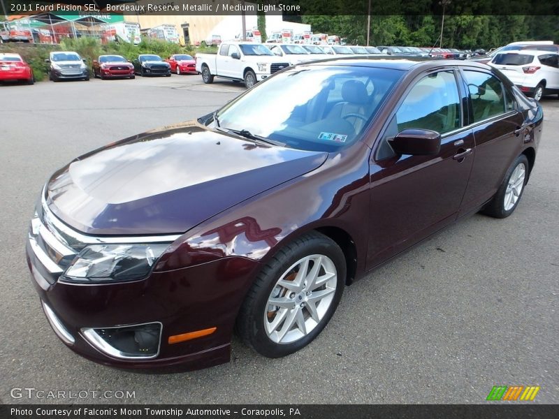 Bordeaux Reserve Metallic / Medium Light Stone 2011 Ford Fusion SEL