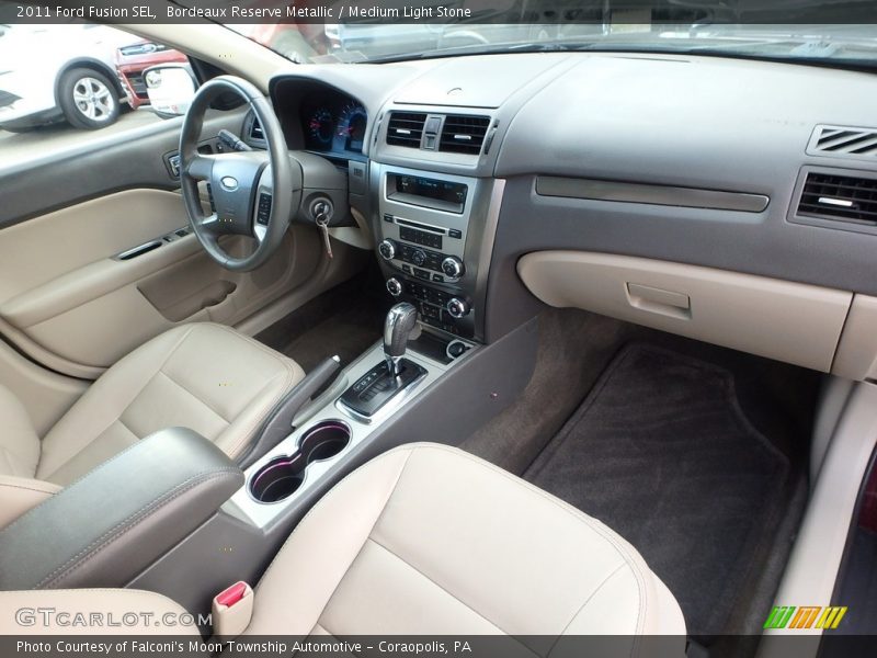 Bordeaux Reserve Metallic / Medium Light Stone 2011 Ford Fusion SEL
