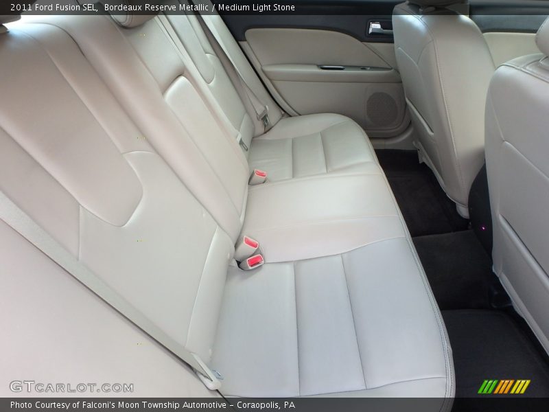 Bordeaux Reserve Metallic / Medium Light Stone 2011 Ford Fusion SEL