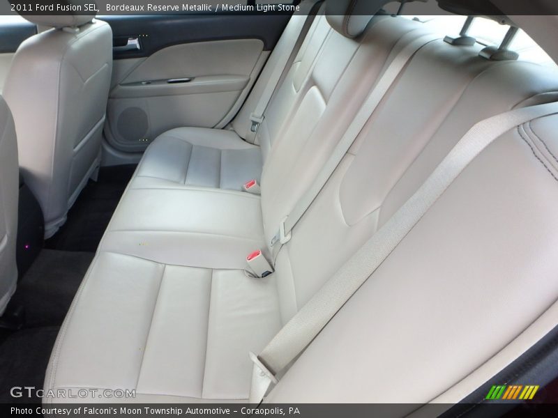 Bordeaux Reserve Metallic / Medium Light Stone 2011 Ford Fusion SEL
