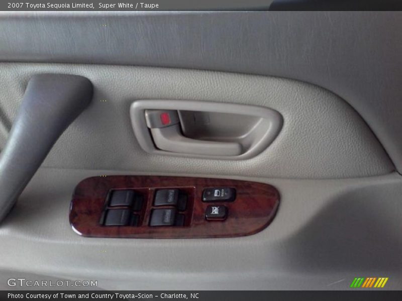 Super White / Taupe 2007 Toyota Sequoia Limited