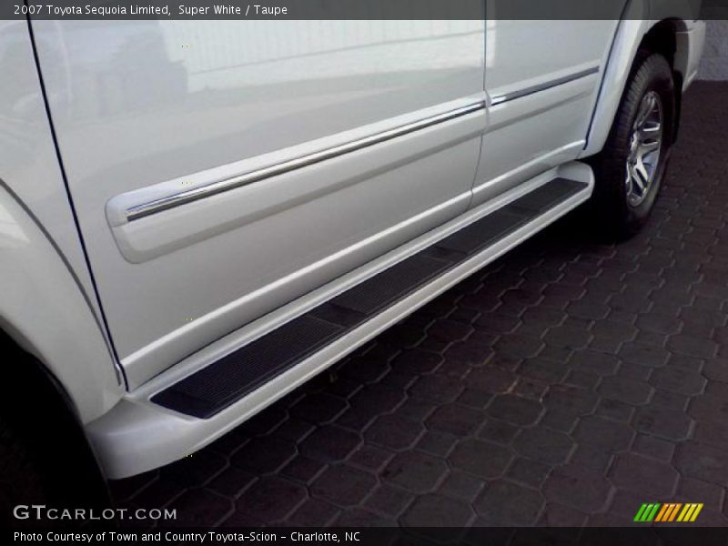 Super White / Taupe 2007 Toyota Sequoia Limited