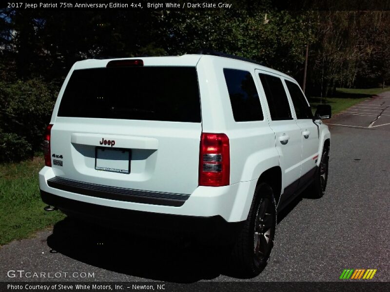 Bright White / Dark Slate Gray 2017 Jeep Patriot 75th Anniversary Edition 4x4