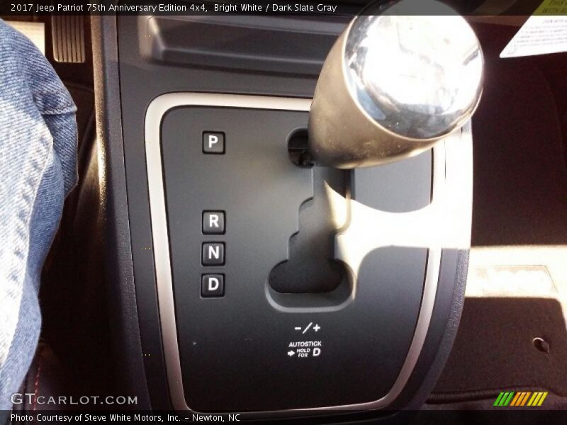 Bright White / Dark Slate Gray 2017 Jeep Patriot 75th Anniversary Edition 4x4