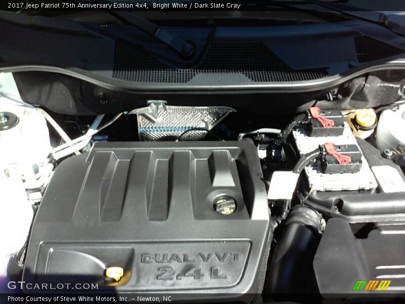 Bright White / Dark Slate Gray 2017 Jeep Patriot 75th Anniversary Edition 4x4