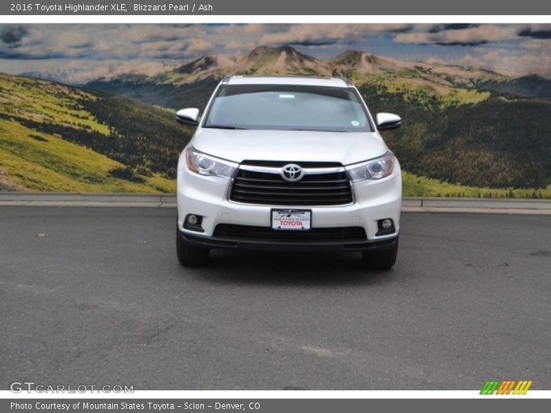 Blizzard Pearl / Ash 2016 Toyota Highlander XLE