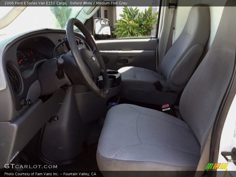 Oxford White / Medium Flint Grey 2006 Ford E Series Van E150 Cargo