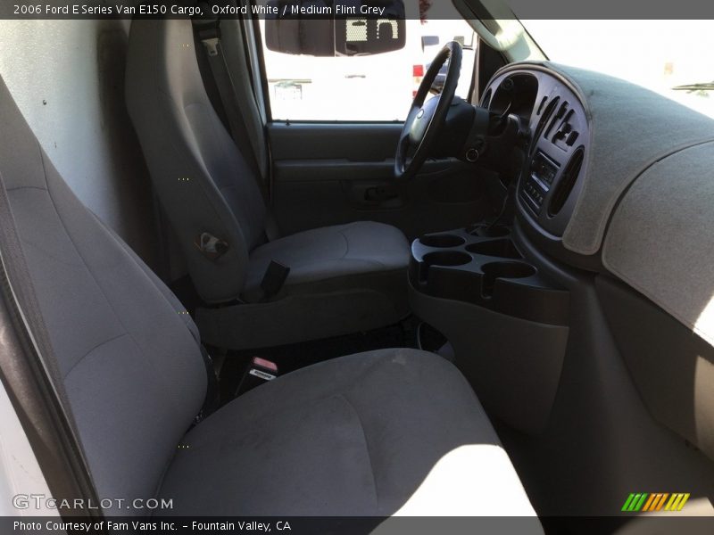 Oxford White / Medium Flint Grey 2006 Ford E Series Van E150 Cargo