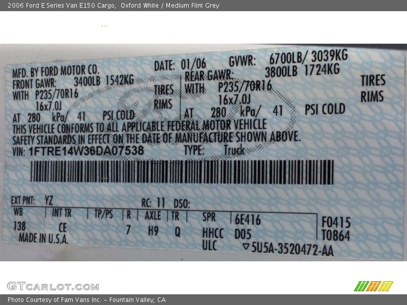 Oxford White / Medium Flint Grey 2006 Ford E Series Van E150 Cargo
