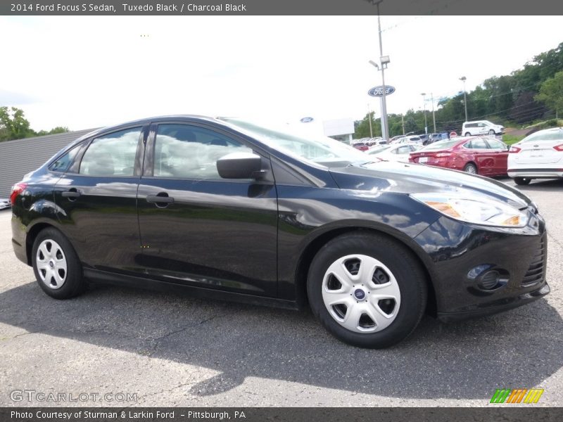 Tuxedo Black / Charcoal Black 2014 Ford Focus S Sedan