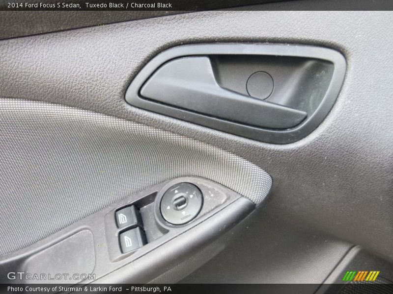 Tuxedo Black / Charcoal Black 2014 Ford Focus S Sedan