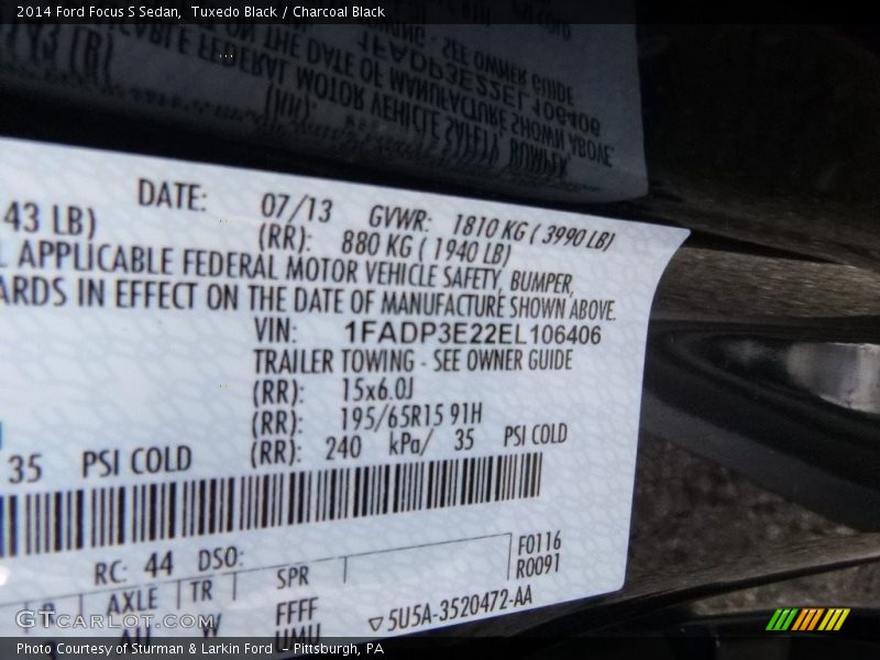 Tuxedo Black / Charcoal Black 2014 Ford Focus S Sedan