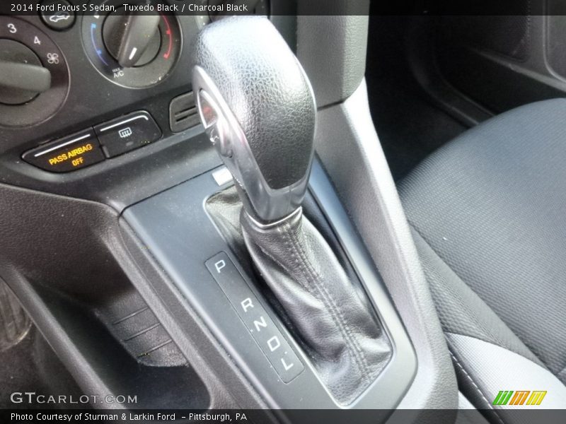 Tuxedo Black / Charcoal Black 2014 Ford Focus S Sedan