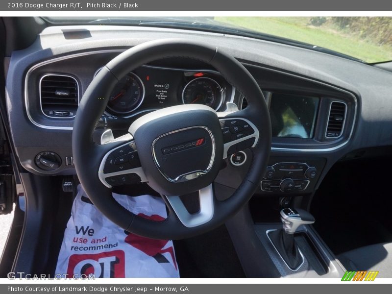 Pitch Black / Black 2016 Dodge Charger R/T