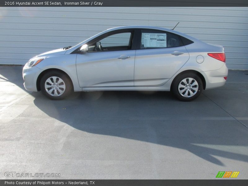 Ironman Silver / Gray 2016 Hyundai Accent SE Sedan