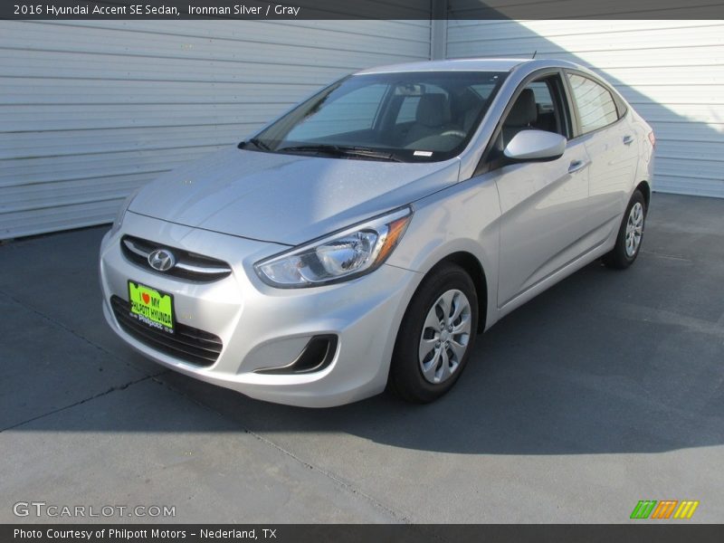Ironman Silver / Gray 2016 Hyundai Accent SE Sedan