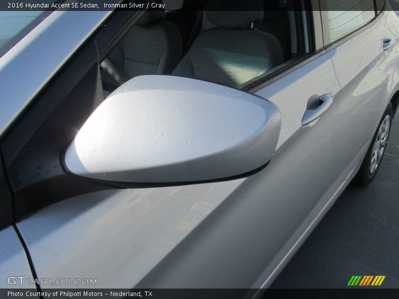 Ironman Silver / Gray 2016 Hyundai Accent SE Sedan