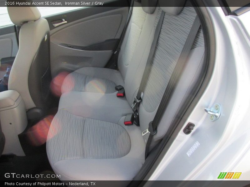Ironman Silver / Gray 2016 Hyundai Accent SE Sedan