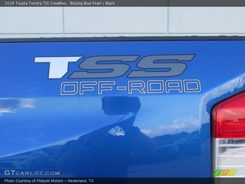  2016 Tundra TSS CrewMax Logo