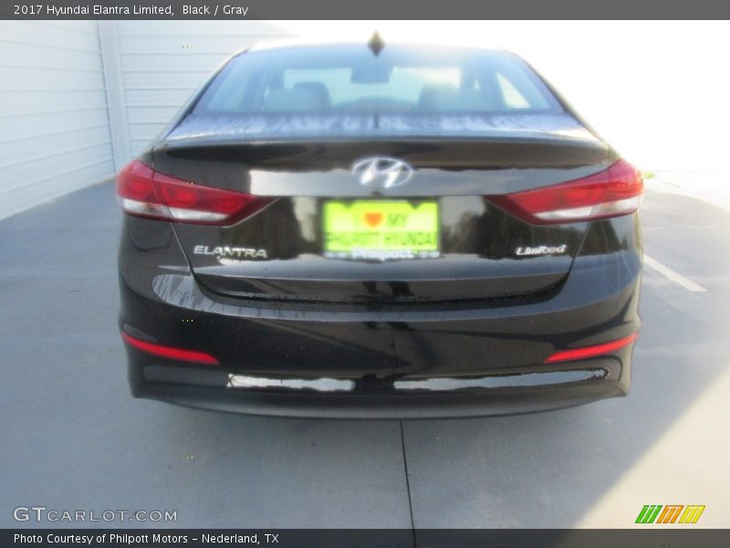 Black / Gray 2017 Hyundai Elantra Limited
