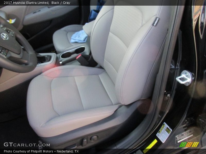 Black / Gray 2017 Hyundai Elantra Limited