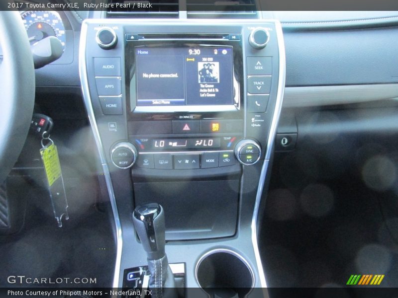 Ruby Flare Pearl / Black 2017 Toyota Camry XLE