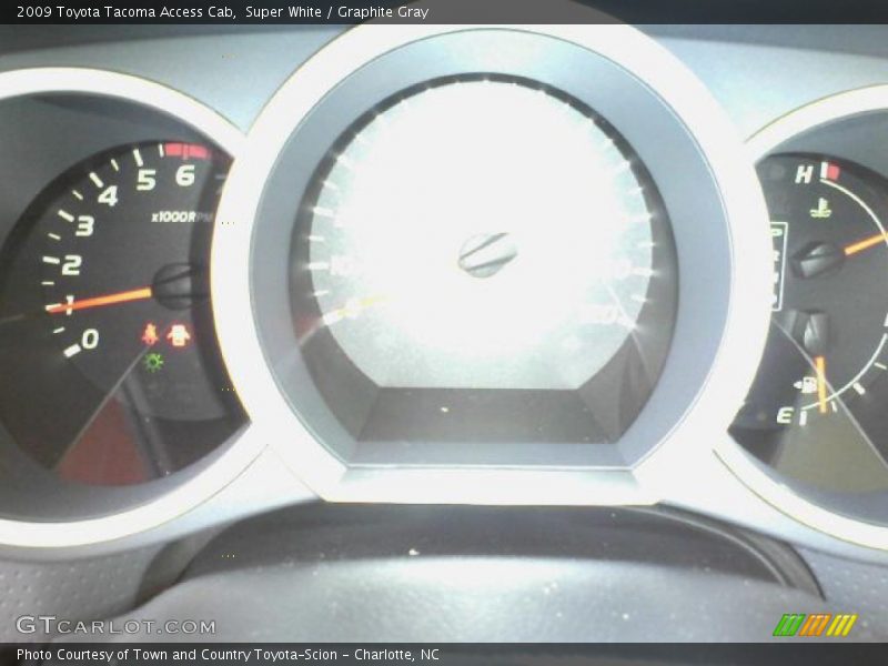 Super White / Graphite Gray 2009 Toyota Tacoma Access Cab