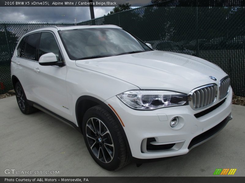 Front 3/4 View of 2016 X5 xDrive35i