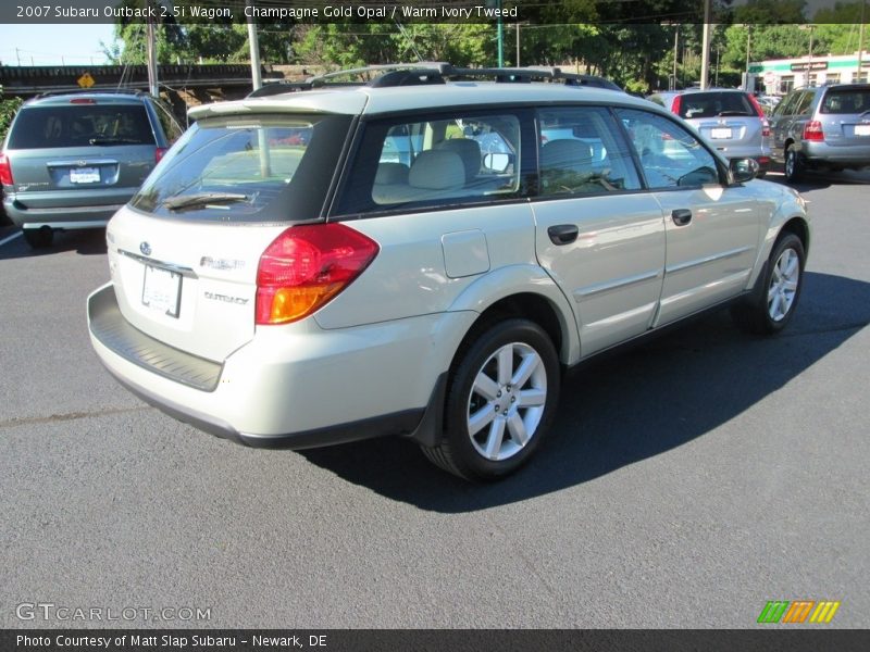 Champagne Gold Opal / Warm Ivory Tweed 2007 Subaru Outback 2.5i Wagon