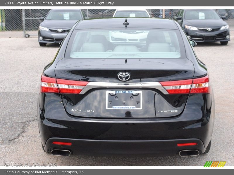 Attitude Black Metallic / Light Gray 2014 Toyota Avalon Limited