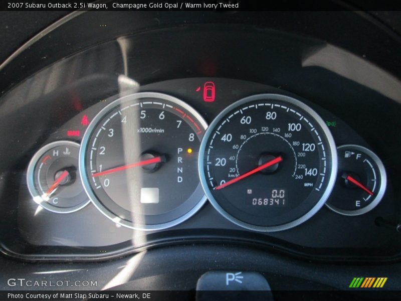Champagne Gold Opal / Warm Ivory Tweed 2007 Subaru Outback 2.5i Wagon