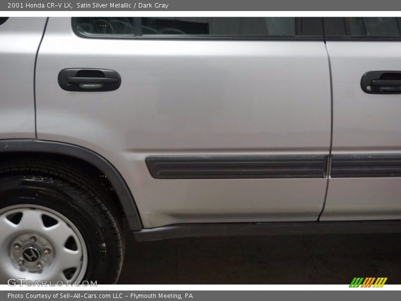 Satin Silver Metallic / Dark Gray 2001 Honda CR-V LX