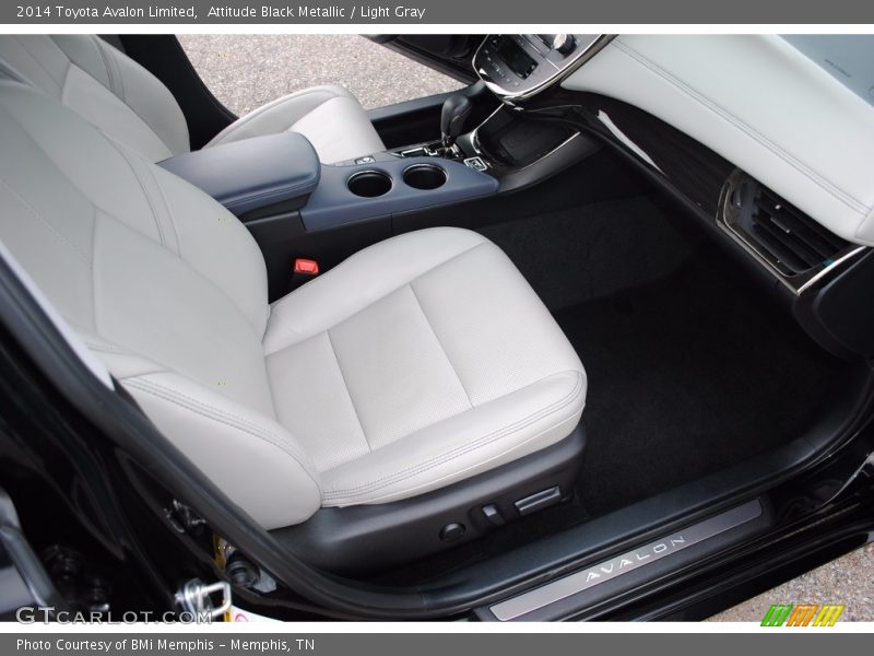 Attitude Black Metallic / Light Gray 2014 Toyota Avalon Limited