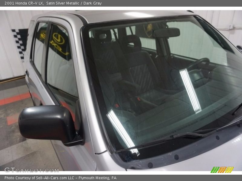 Satin Silver Metallic / Dark Gray 2001 Honda CR-V LX