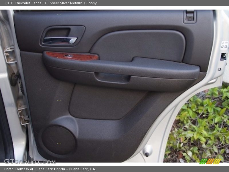 Sheer Silver Metallic / Ebony 2010 Chevrolet Tahoe LT