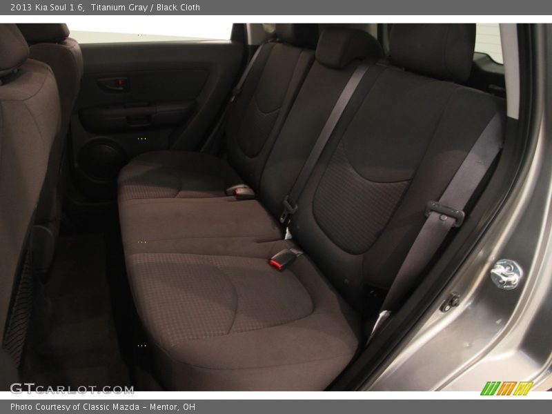 Titanium Gray / Black Cloth 2013 Kia Soul 1.6