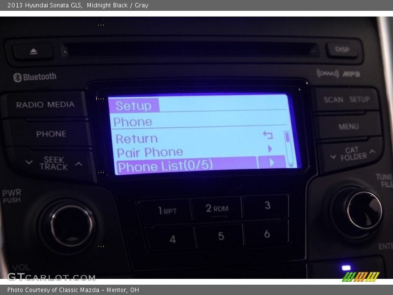 Midnight Black / Gray 2013 Hyundai Sonata GLS